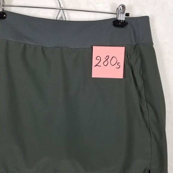Athleta Soho Skort Womens 14 Green Charcoal Hiking Travel Activewear Skirt 280s - Picture 6 of 6